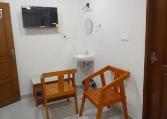 Benzy Tourist Home