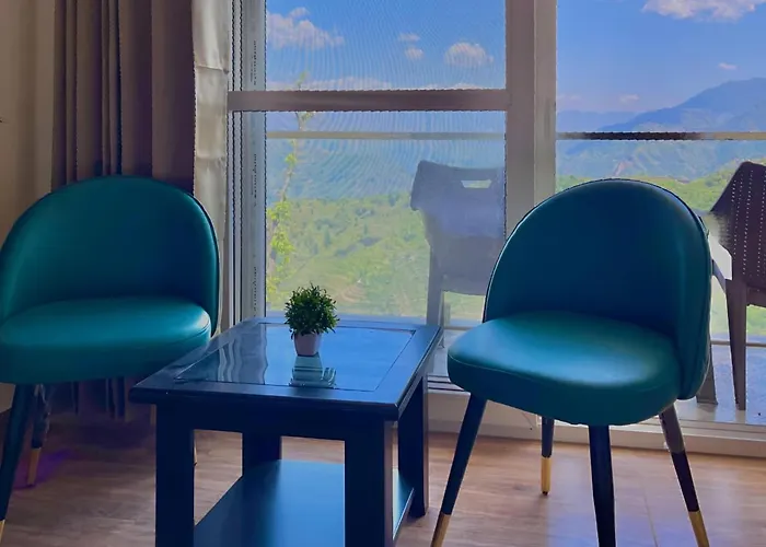 Pinerock Resort ! Luxury! Mountain View! Open Terrace ! Cafeteria