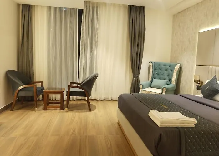 Hotel Imperia Grand