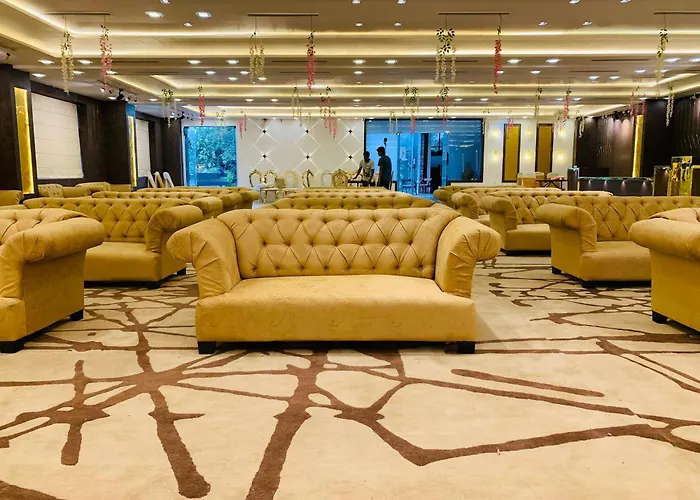 Hotel Geeta Garden Unnao