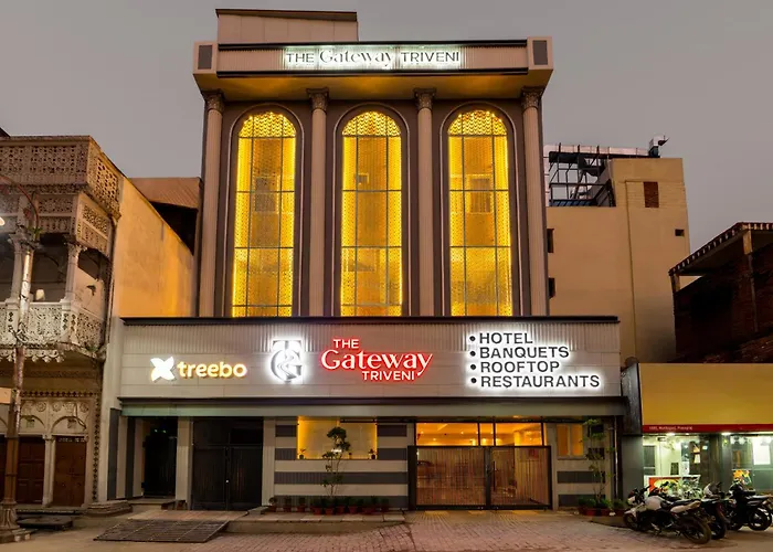 Treebo Premium Gateway Triveni Near Sangam Ghat