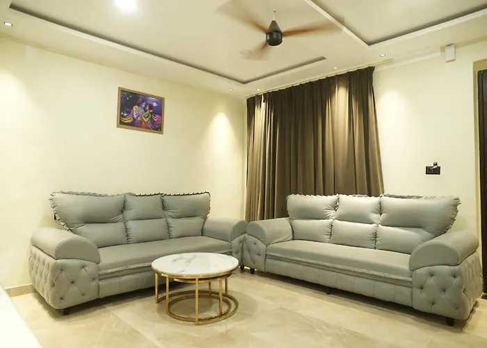 Shiv Resort & Palace