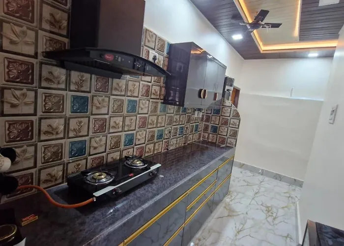 2Bhk Home Near Bhubaneswar Railway Station