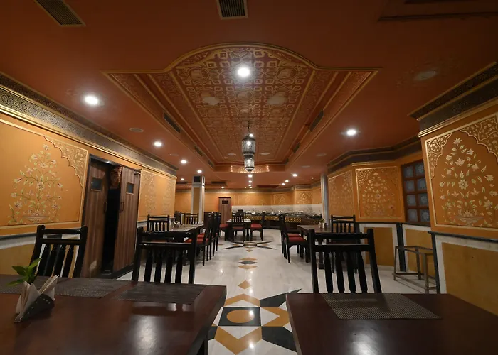 Hotel Fort Chandragupt Jaipur
