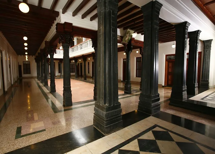 Visalam Chettinad Palace - A Cgh Earth Experience