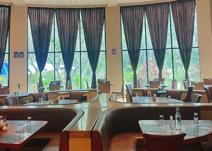 Fabhotel Prime Neelam The Glitz