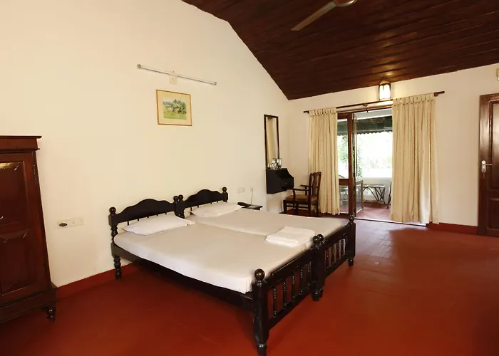 Kumarakom Tharavadu - Heritage Hotel