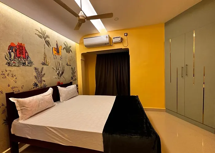 Srirangam Service Apartment