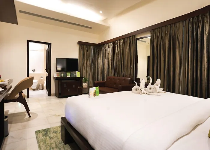 Leisure Inn Grand Chanakya