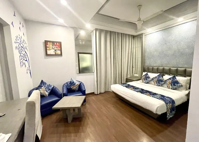 Hotel Narula'S Aurrum