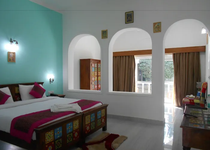 Hotel Isabel Palace