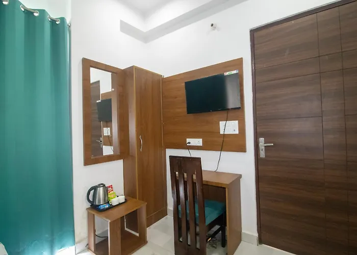 Hotel Parth Inn