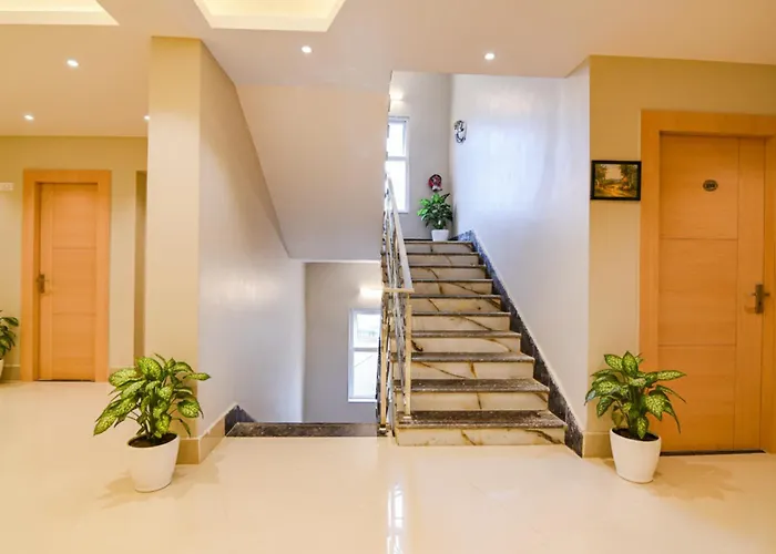 Fabhotel Jp - Nr Sataragachhi Railway Station