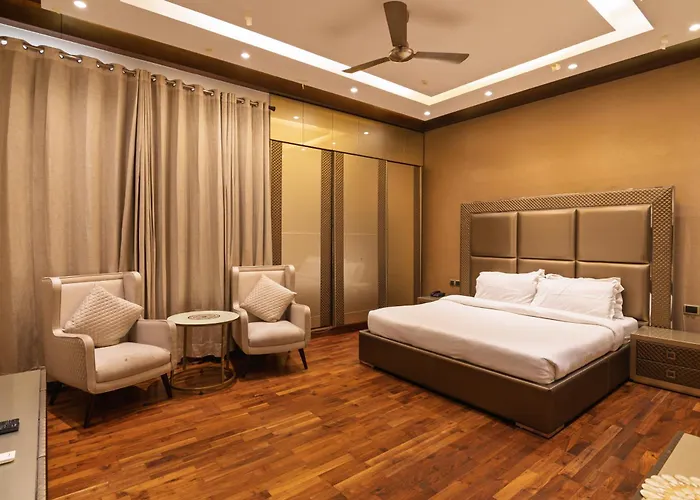 Jpm Luxe Rooms & Apartment , East Of Kailash