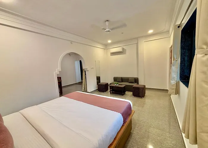 Zuna Stayz Morjim Goa