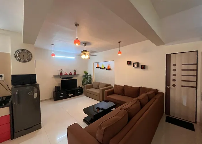 Royal Villa 1 - Luxurious 2Bhk Villa With Huge Pvt Swimming Pool