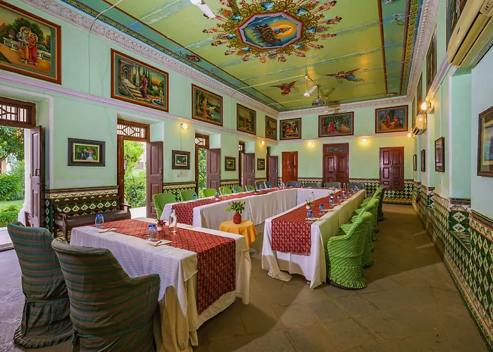Neemrana'S - Piramal Haveli