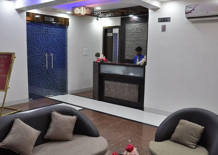 Hotel Savera