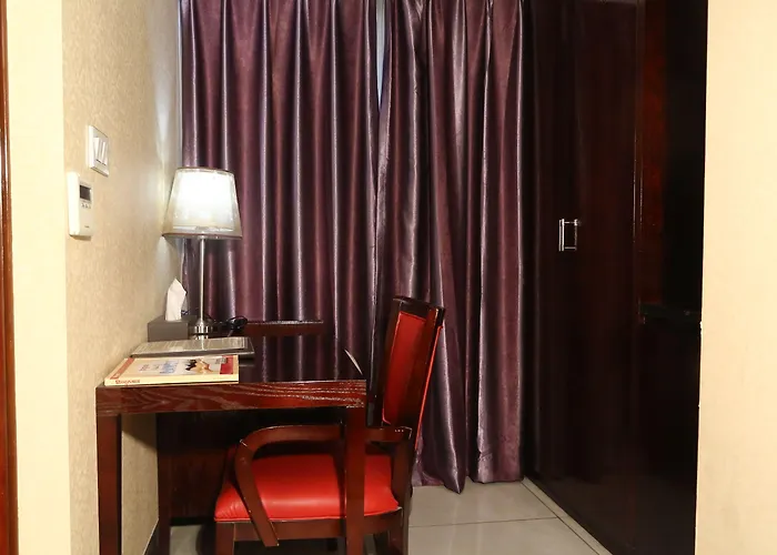 Hotel The Raso