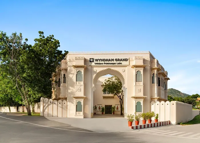 Wyndham Grand Udaipur Palace Pure Vegetarian Hotel