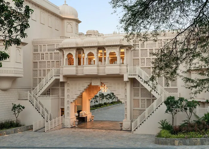 Wyndham Grand Udaipur Palace Pure Vegetarian Hotel