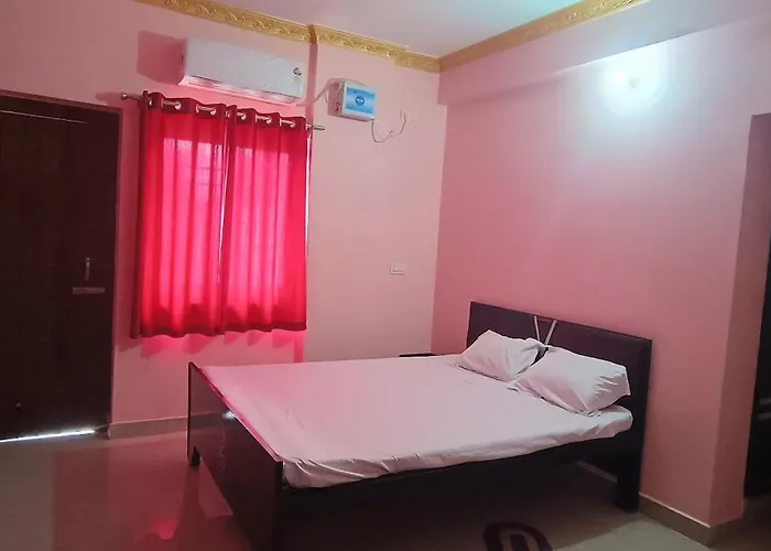 Kr Hotel And Banquet Hall