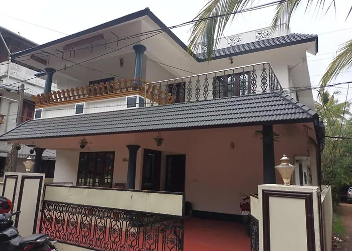 Homestay Near Lulu- Edappally- Amrita, Aster Hospital- Kochi