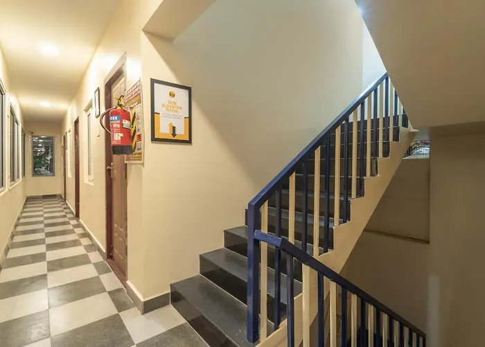 Itsy Hotels Everest Leela Residency