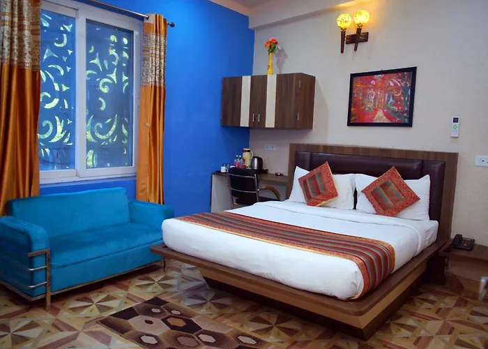 Hotel Kb Palace Varanasi