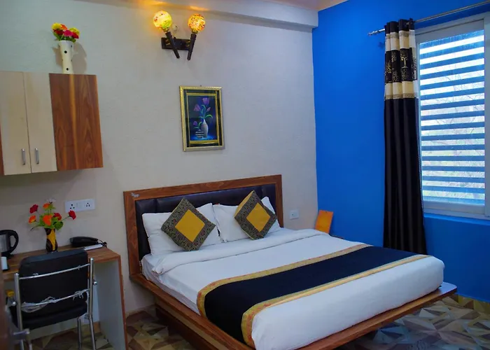 Hotel Kb Palace Varanasi