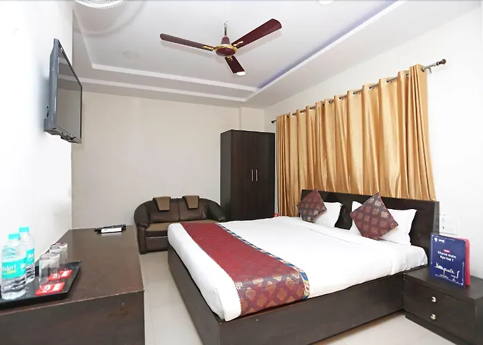 Hotel Sahu Near Kashi Vishwanath Temple Gate Varanasi