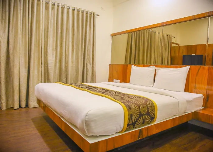 Hotel Madhuri Executive
