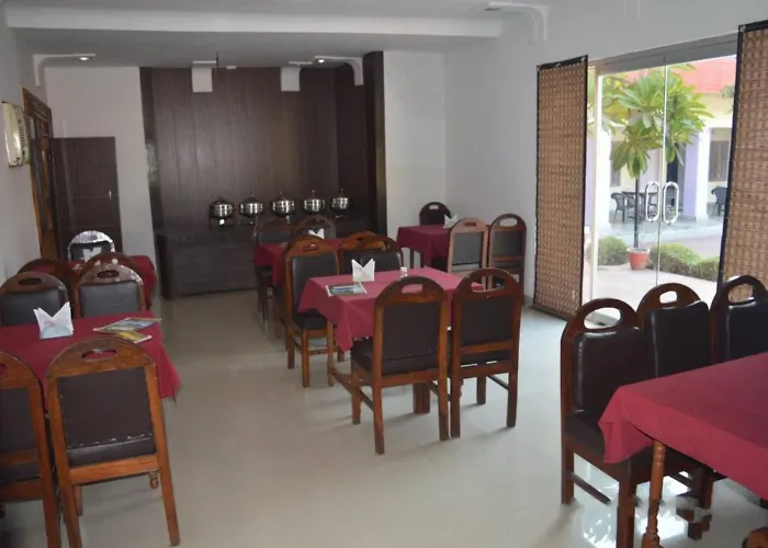 Hotel Goverdhan Tourist Complex