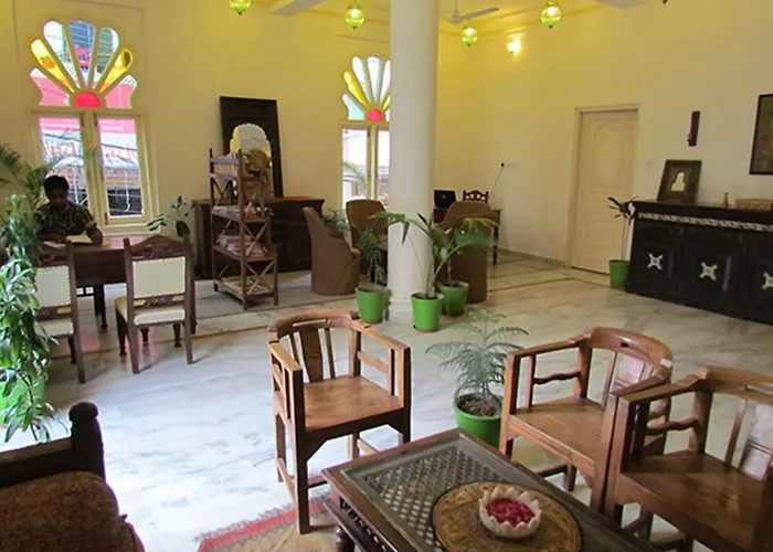 Hotel Pratap Bhawan
