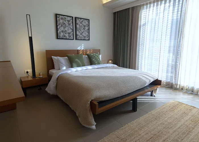 Life At Repose- Lake Villas Resort & Club