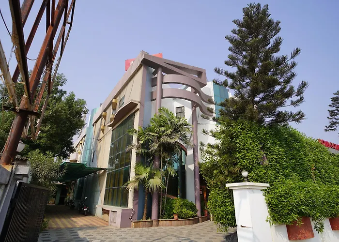 New Hotel Gokul