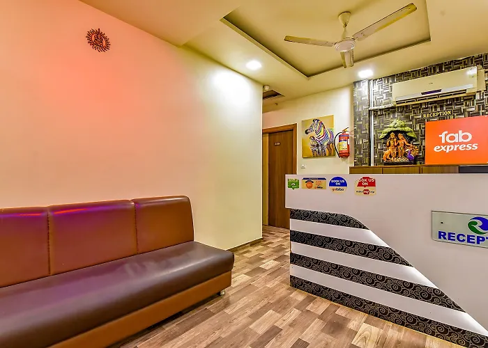 Fabexpress Relax Inn - Prahlad Nagar
