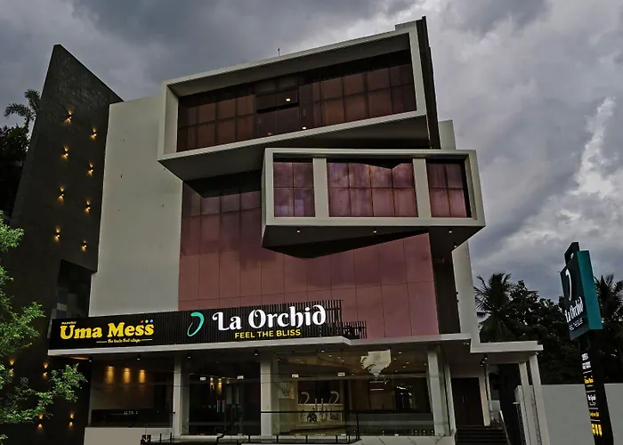 Treebo Premium La Orchid, Near Big Temple Thanjavur
