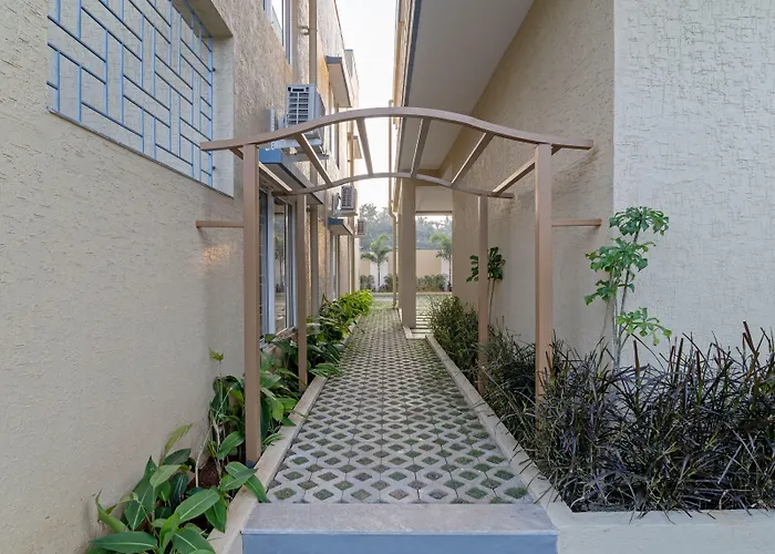 Itsy Hotels Kurinji Stay Inn With Swimming Pool