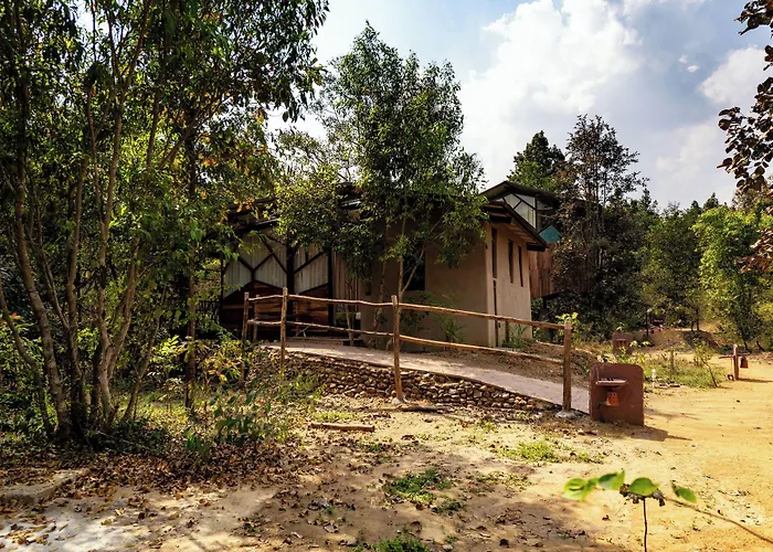 Kanha Jungle Camp