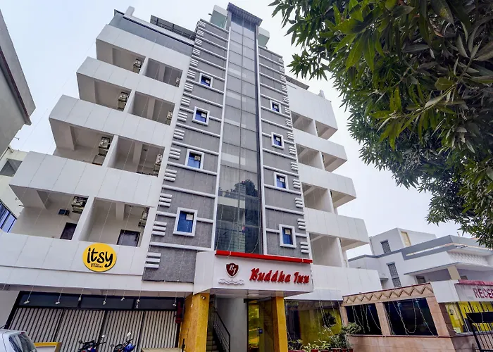 Itsy Hotels Buddha Inn