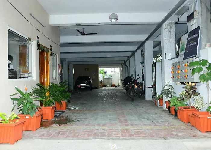 Sri Kasthuri Residency