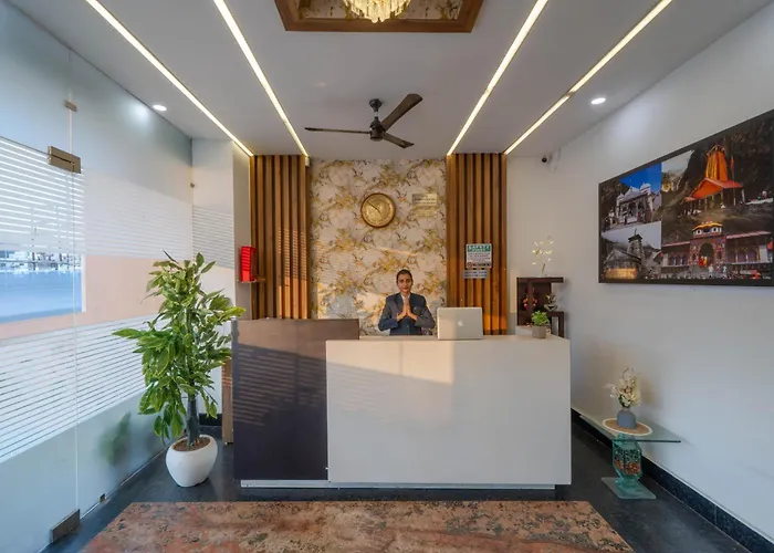 Perfectstayz Premium Shanti Heritage Near Harkipauri