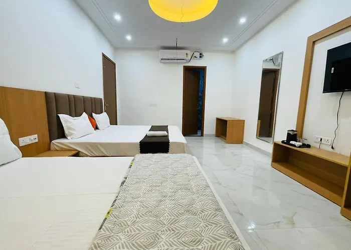 Hotel Pilgrim Near Golden Temple
