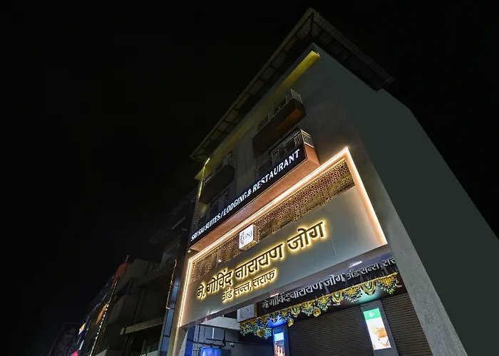 Treebo Shree Sai Suites - 2Km From Mahalaxmi Temple