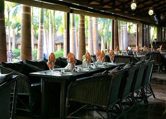Hotel Hampi International