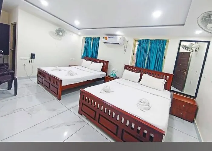 Flora Inn Gokarna