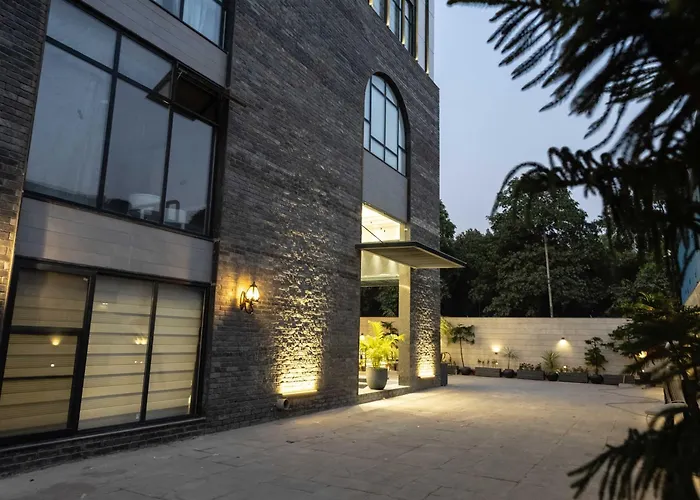Emerald Luxe A Boutique Hotel Chandigarh Mohali
