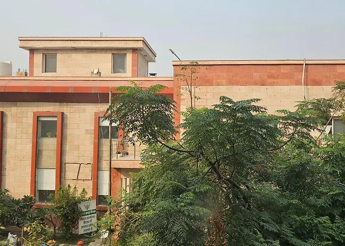 Hotel Sharanga