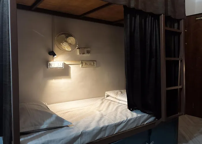 Mosaic Hostel Varanasi